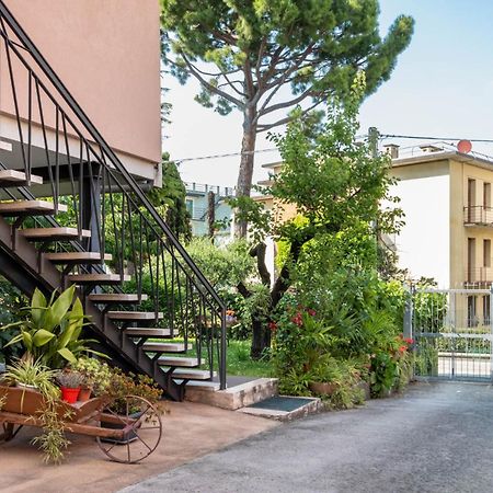 Appartamento Zia Cecilia Desenzano del Garda Eksteriør billede